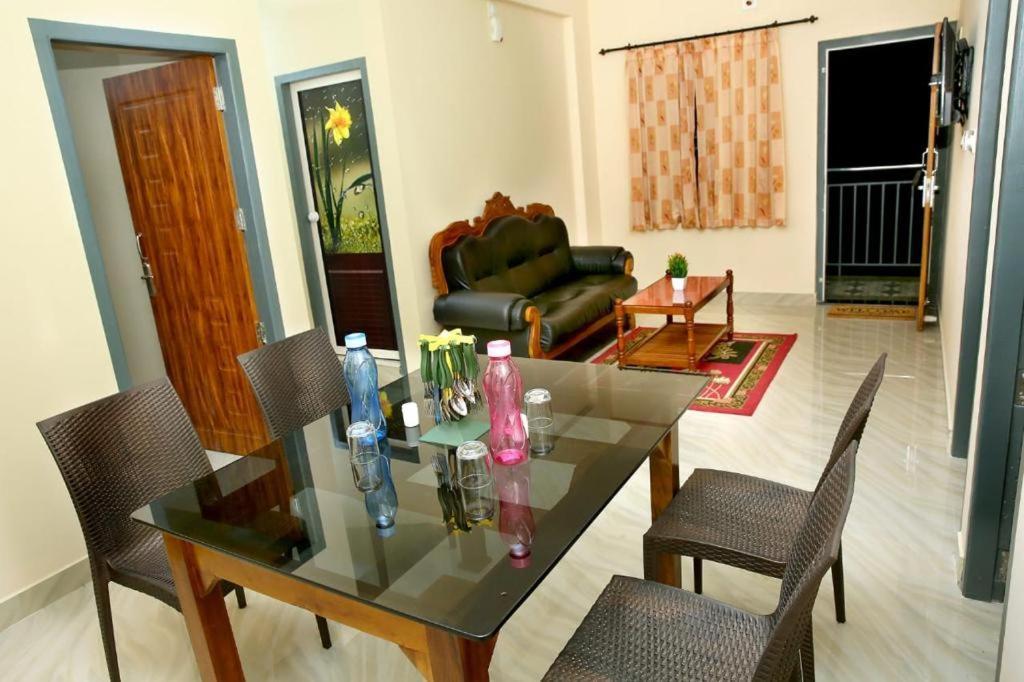Loyal Residency Bed & Breakfast Sultan Bathery Exterior foto
