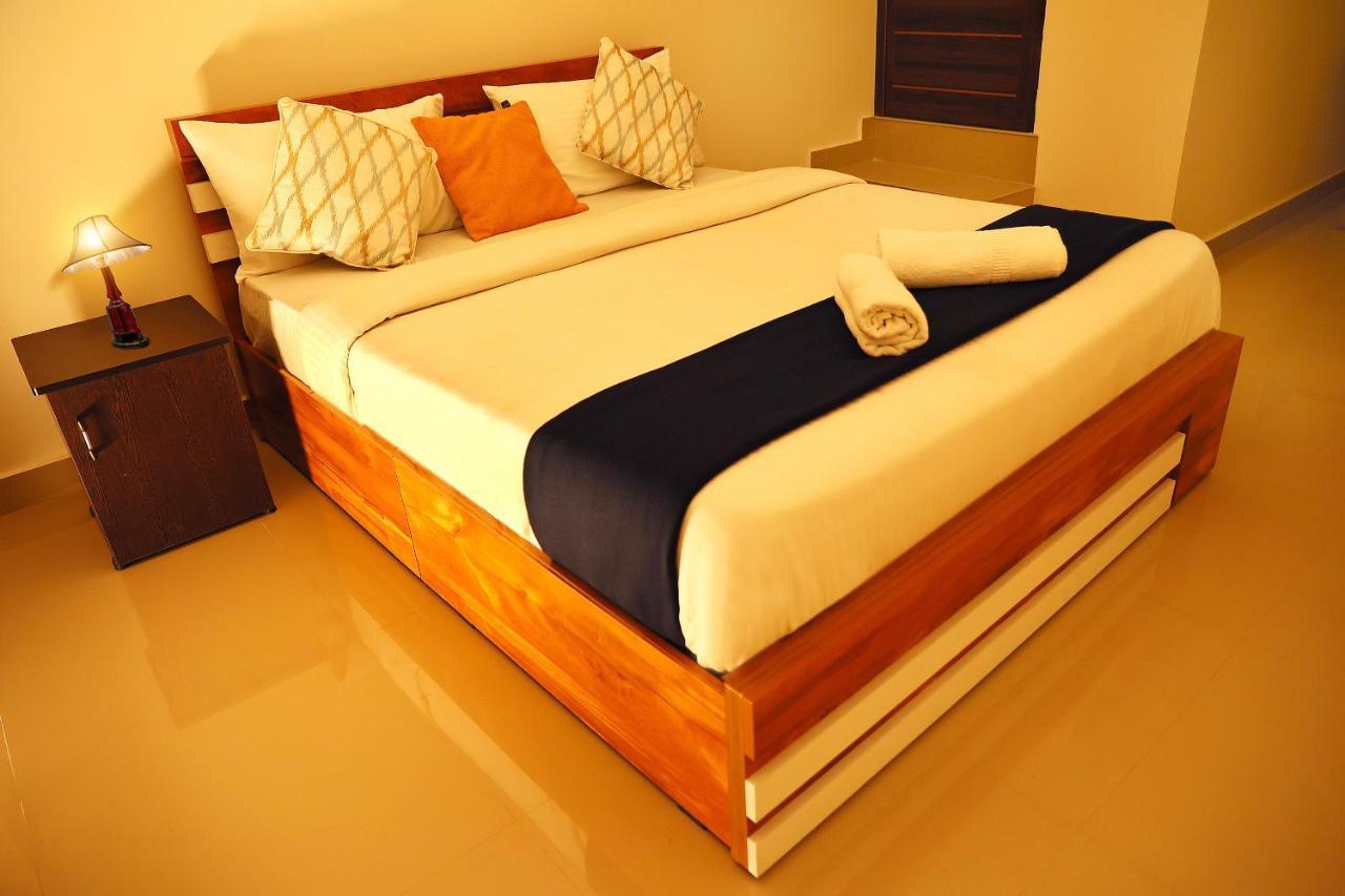 Loyal Residency Bed & Breakfast Sultan Bathery Exterior foto